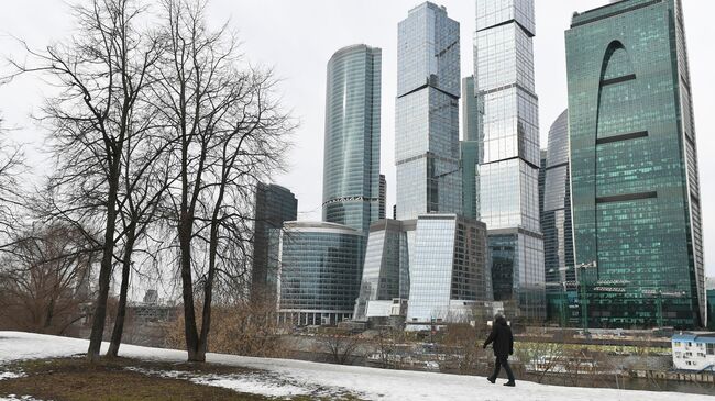 Теплая погода в Москве