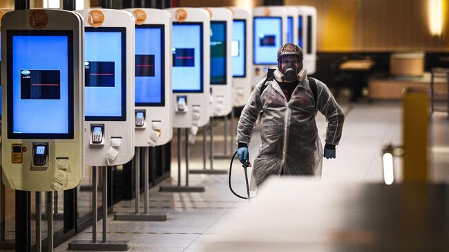 Санитарная обработка в помещениях ресторана MacDonalds на Тверской улице