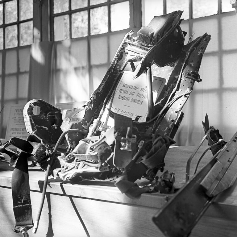 Катапультируемое кресло сбитого самолета U2, пилотируемого американским летчиком Френсисом Генри Пауэрсом, выставленное в ЦПКО имени Горького