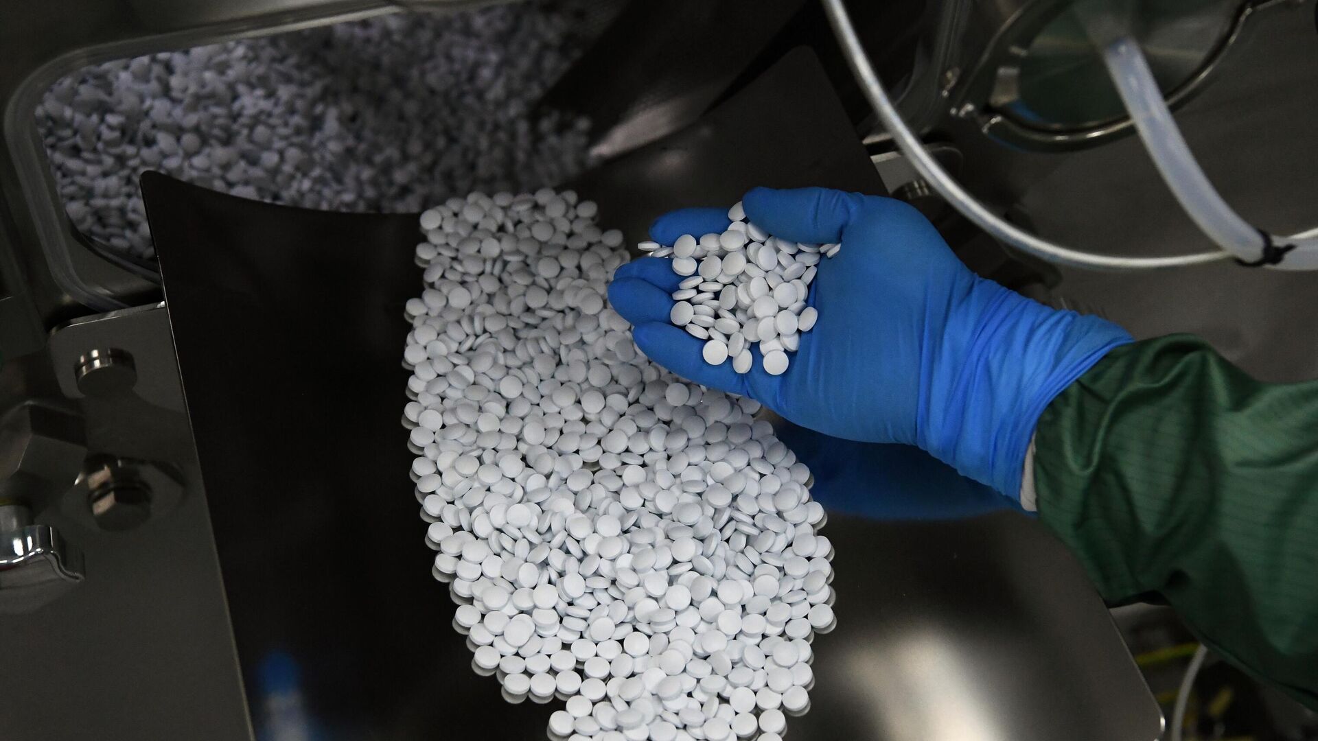 Производство противовирусного препарата для лечения COVID-19 Фавипиравир - РИА Новости, 1920, 05.09.2020