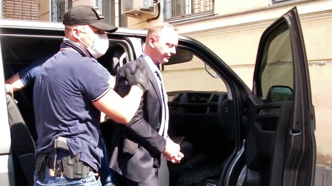 Задержание сотрудниками ФСБ РФ советника генерального директора Роскосмоса Ивана Сафронова