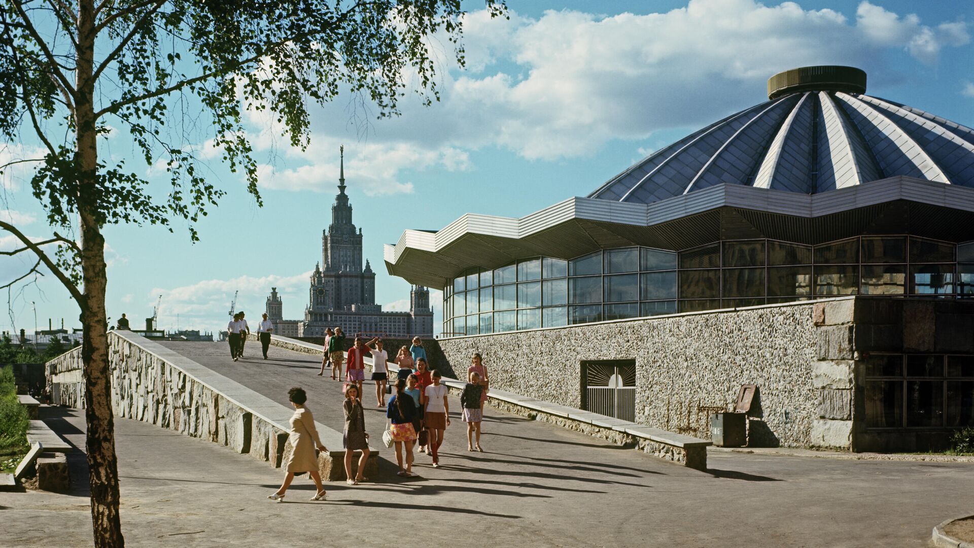 Московский цирк на проспекте Вернадского. Архивное фото - РИА Новости, 1920, 08.07.2024