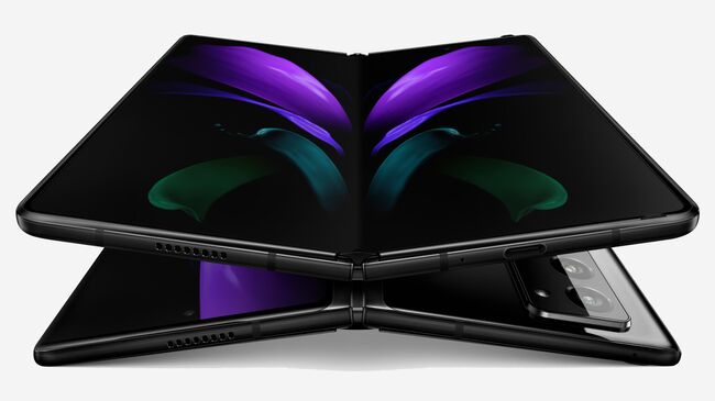  Смартфон Samsung Galaxy Z Fold 2