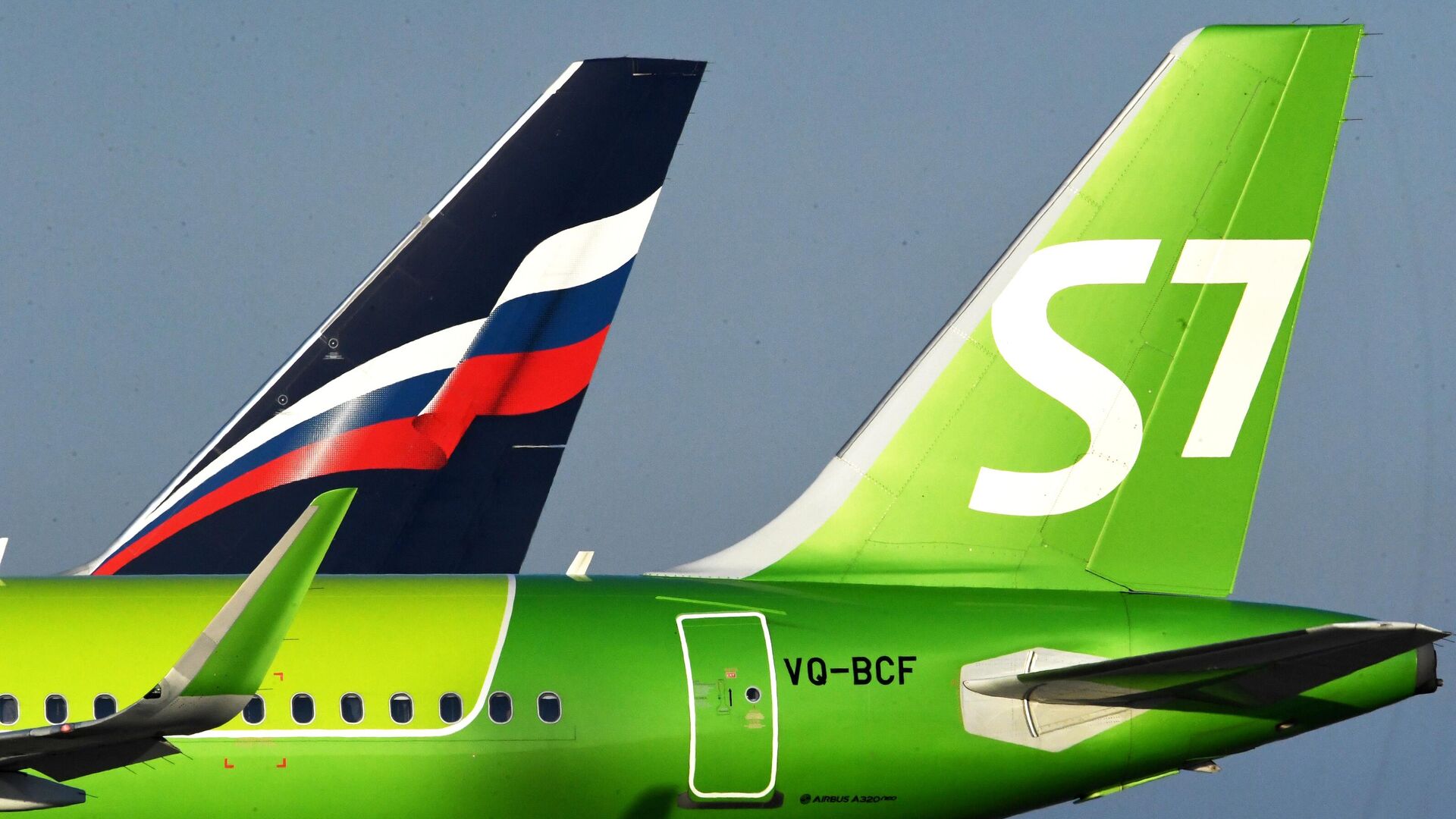 Самолет авиакомпании S7 Airlines в международном аэропорту Владивосток - РИА Новости, 1920, 03.09.2020