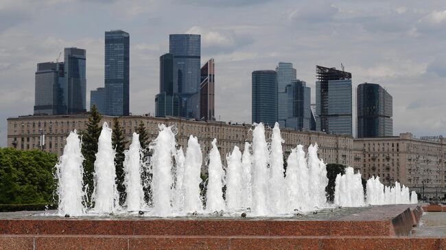 Открытие фонтанов в Москве