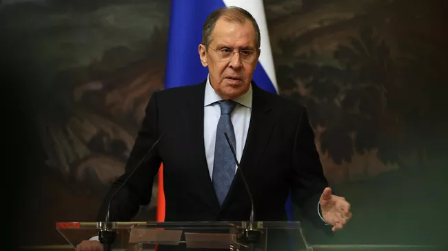 Министр иностранных дел РФ Сергей Лавров на пресс-конференции по итогам переговоров  с министром иностранных дел Белоруссии Владимиром Макеем в Москве