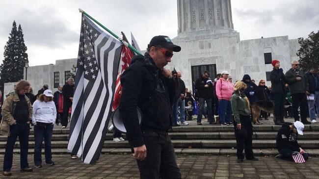 Митинг в поддержку действующего президента США Дональда Трампа в Салеме, столице штата Орегон