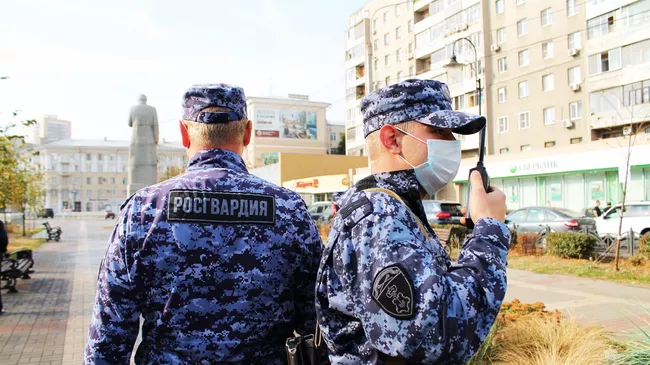 Сотрудники Росгвардии в Воронеже
