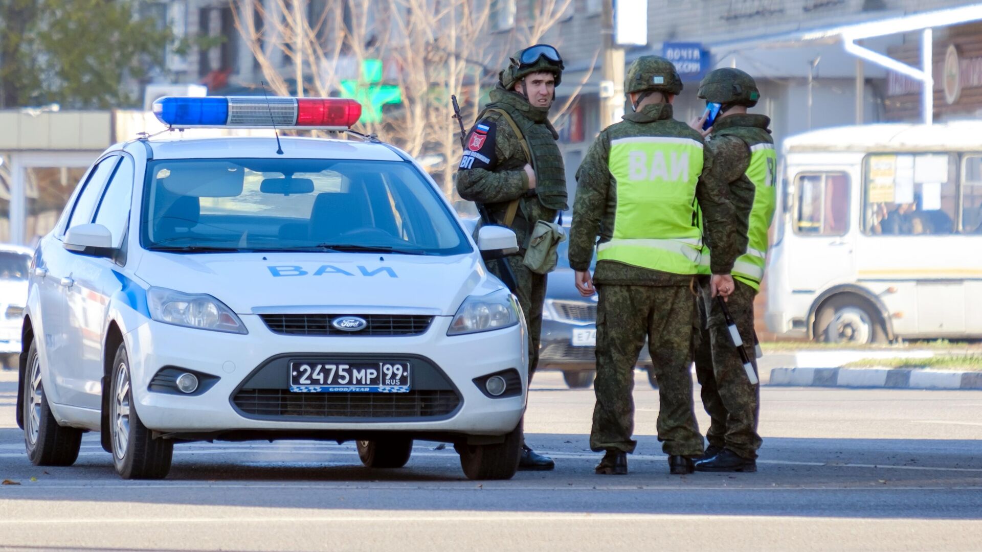 Патруль военной полиции на окраине Воронежа - РИА Новости, 1920, 09.11.2020