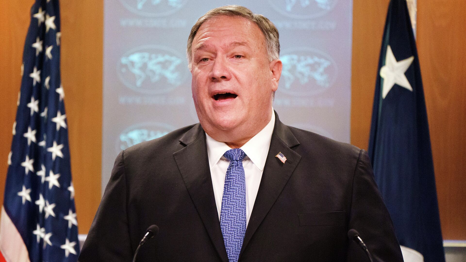 Госсекретарь США Майк Помпео проводит брифинг для представителей СМИ в Вашингтоне - РИА Новости, 1920, 16.01.2021