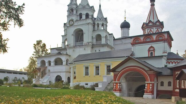 Главный собор Саввино-Сторожевского монастыря. Московская область