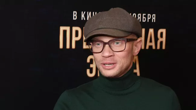 Телеведущий Дмитрий Хрусталев