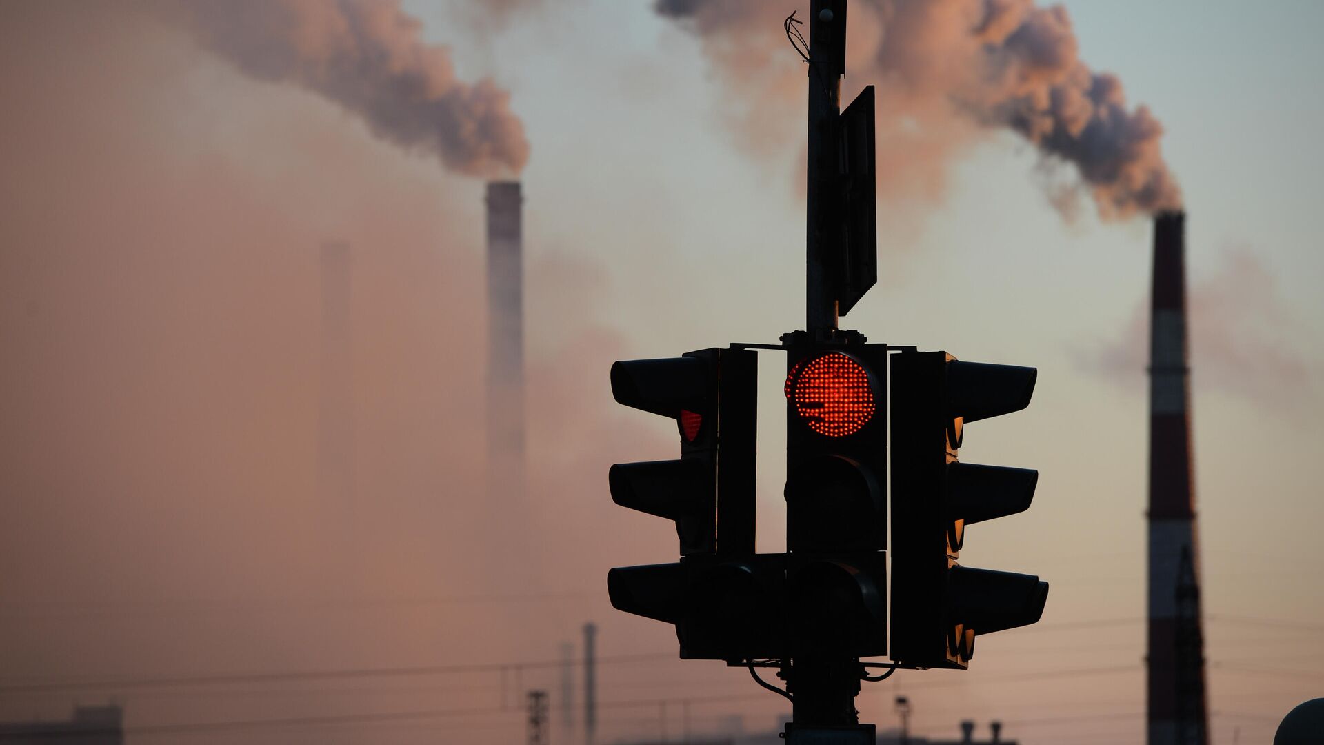 Трубы промышленного предприятия - РИА Новости, 1920, 26.01.2021