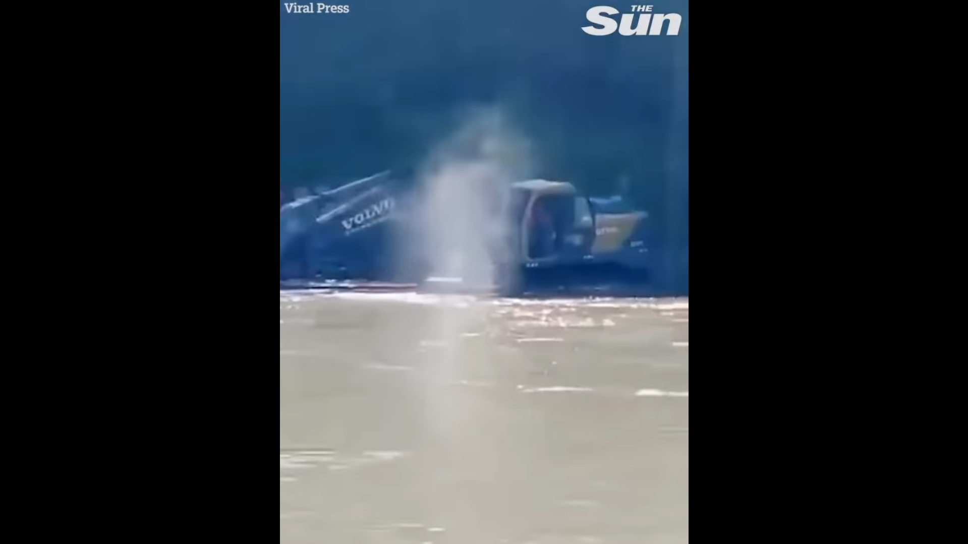 Скриншот видеозаписи от The SUN - РИА Новости, 1920, 06.12.2020