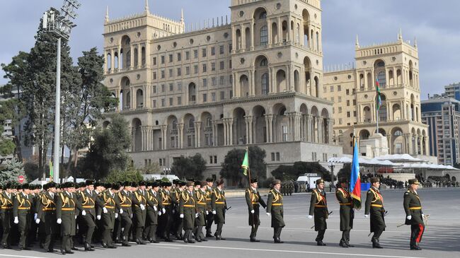 Военный парад в Баку