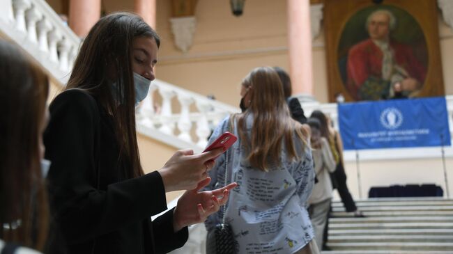 Студенты на факультете журналистики Московского государственного университета 