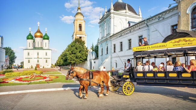 Соборная площадь в Коломне