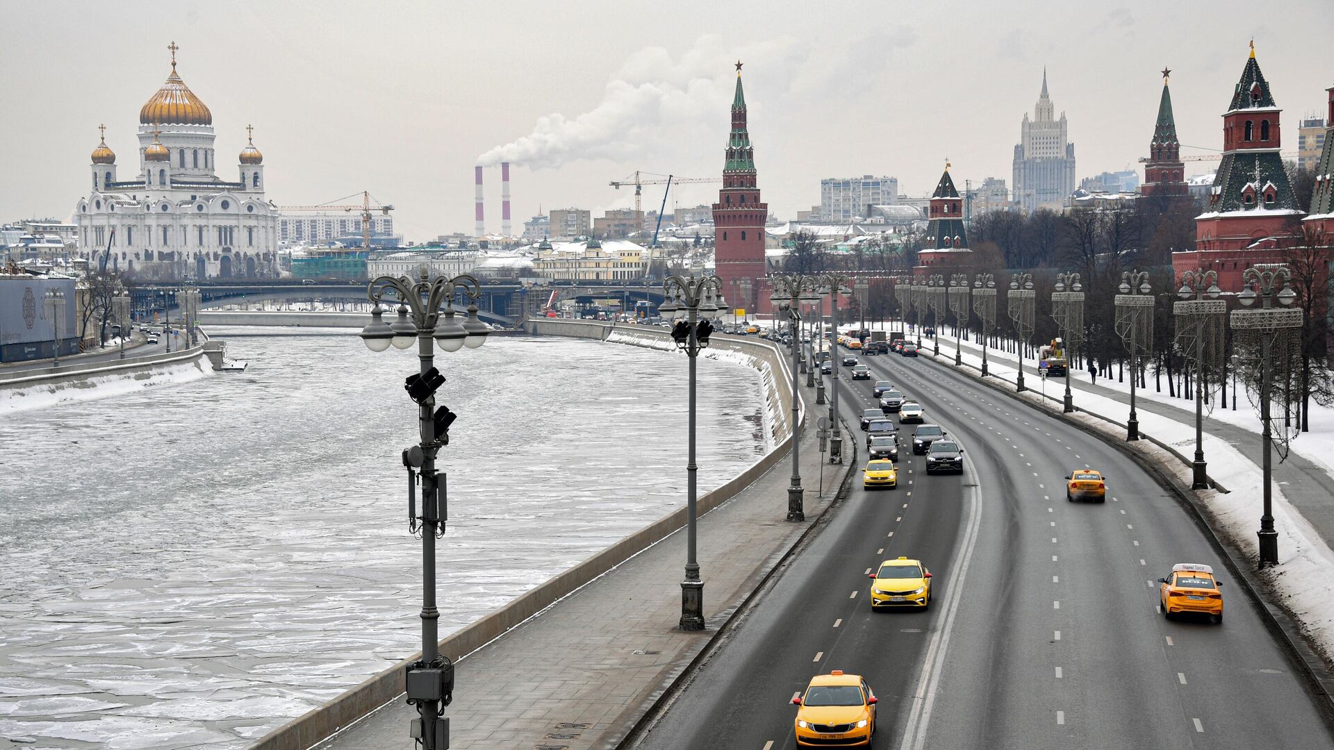 Храм Христа Спасителя и Архитектурный ансамбль Московского Кремля - РИА Новости, 1920, 24.03.2021