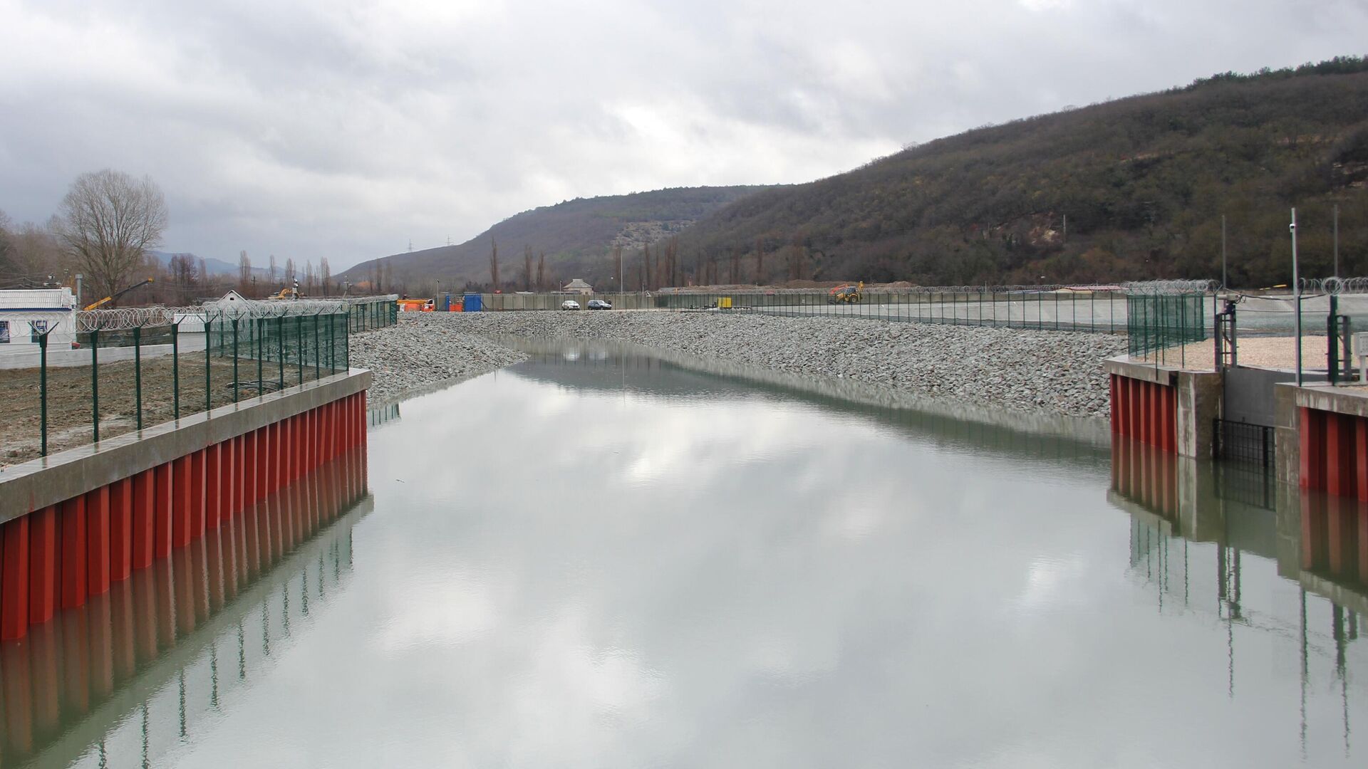 Водозабор на реке Бельбек в Крыму - РИА Новости, 1920, 24.03.2021