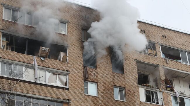 Последствия взрыва в жилом доме на улице Зеленой в Химках