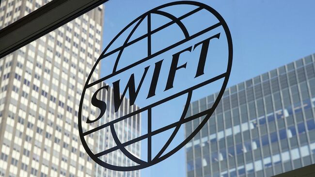 Логотип SWIFT