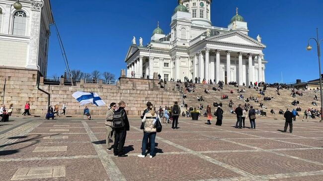 Акция против ограничений, введенных из-за коронавируса в Хельсинки, Финляндия