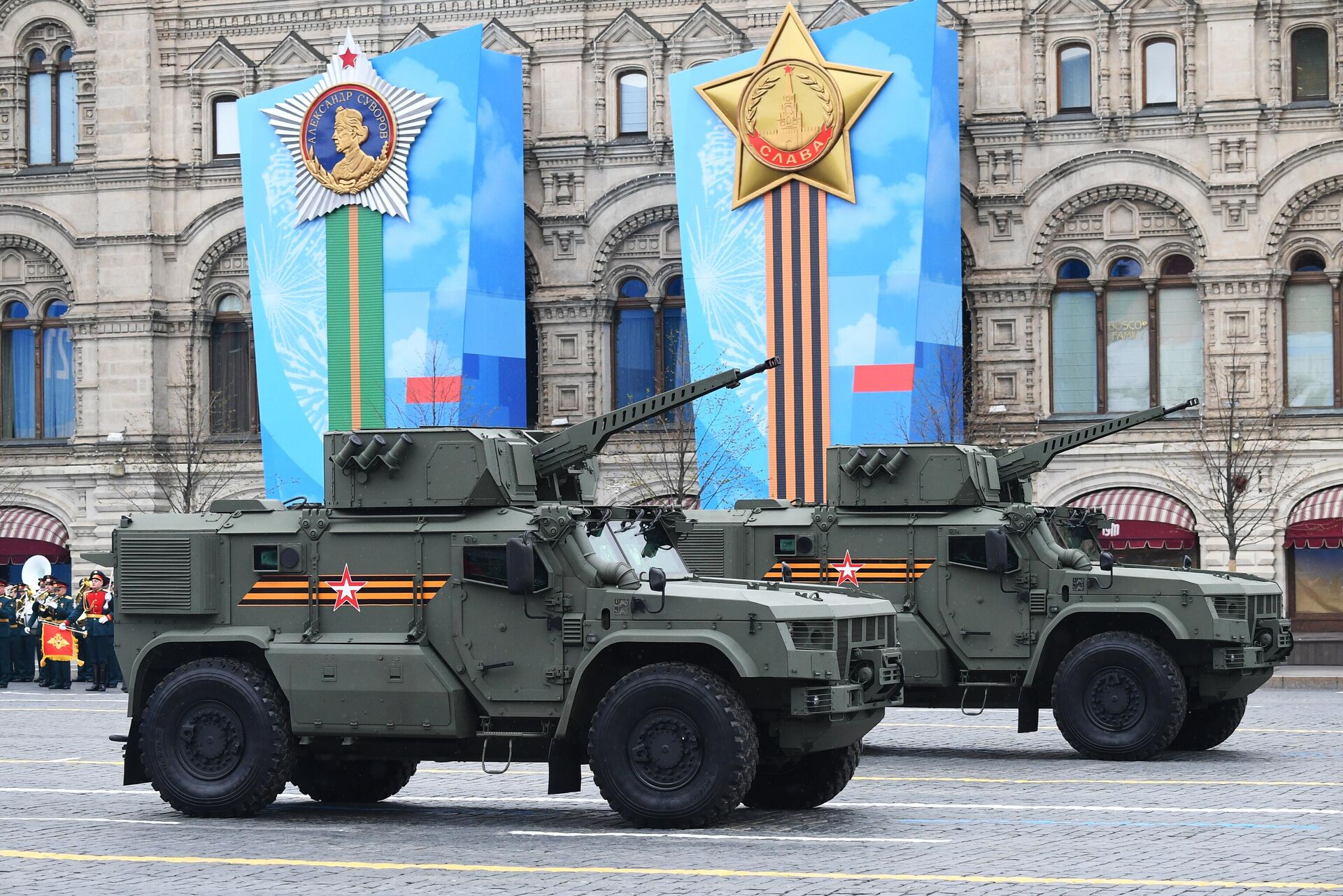 Бронеавтомобили Тайфун-ВДВ на военном параде в честь 76-й годовщины Победы в Великой Отечественной войне в Москве - РИА Новости, 1920, 29.07.2021