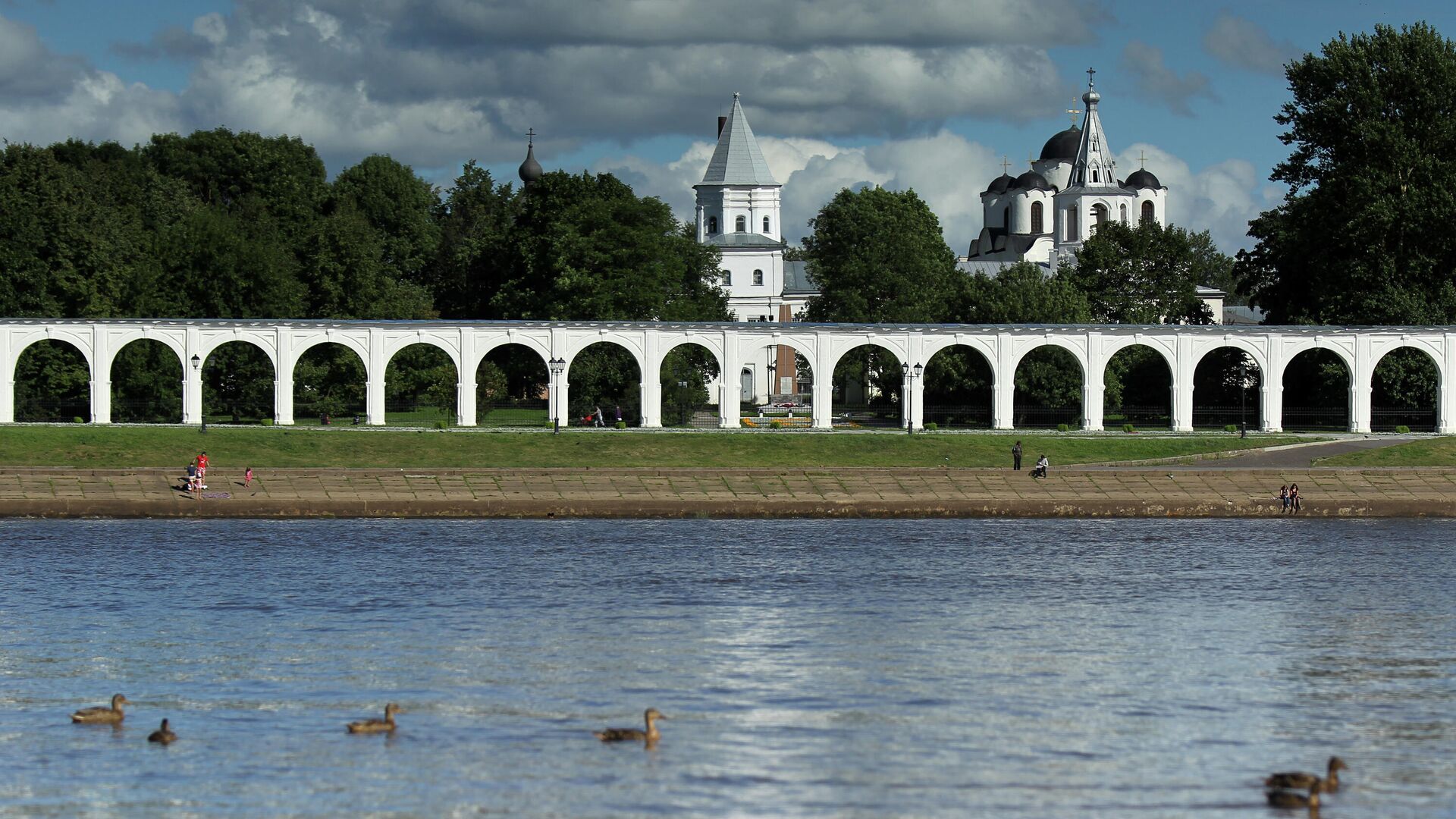 Вид на Ярославо Дворище в Великом Новгороде - РИА Новости, 1920, 20.07.2021