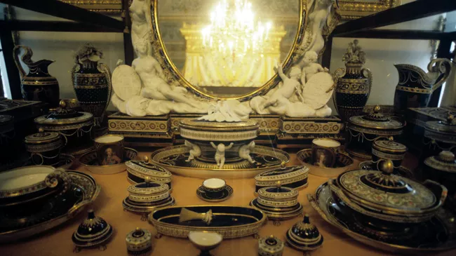Туалетный прибор. Франция, 1782 год. Подарок Людовика XVI и Марии Антуанетты великой княгине Марии Федоровне и великому князю Павлу Петровичу.