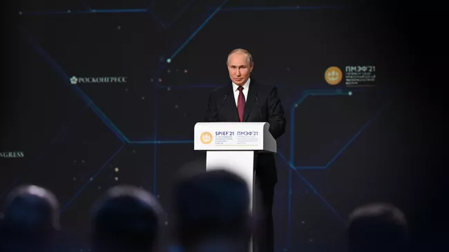 LIVE_СПУТНИК: Выступление Владимира Путина на пленарном заседании ПМЭФ-2021