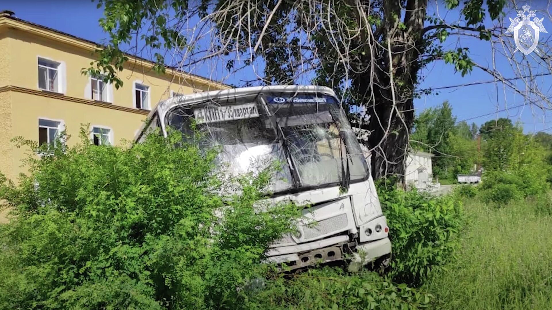 Место ДТП на Урале, где автобус сбил 6 человек, засняли на видео