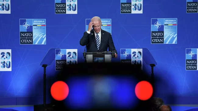 Президент США Джо Байден на пресс-конференции во время саммита НАТО в Брюсселе