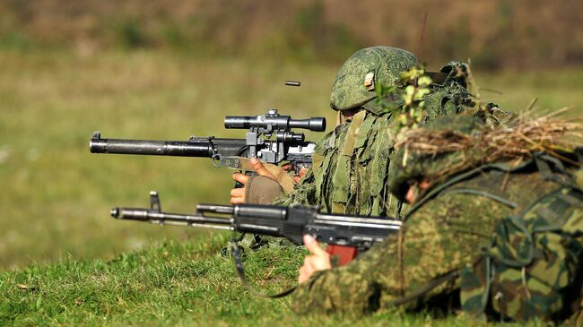 Военнослужащие во время тактико-специальных учений