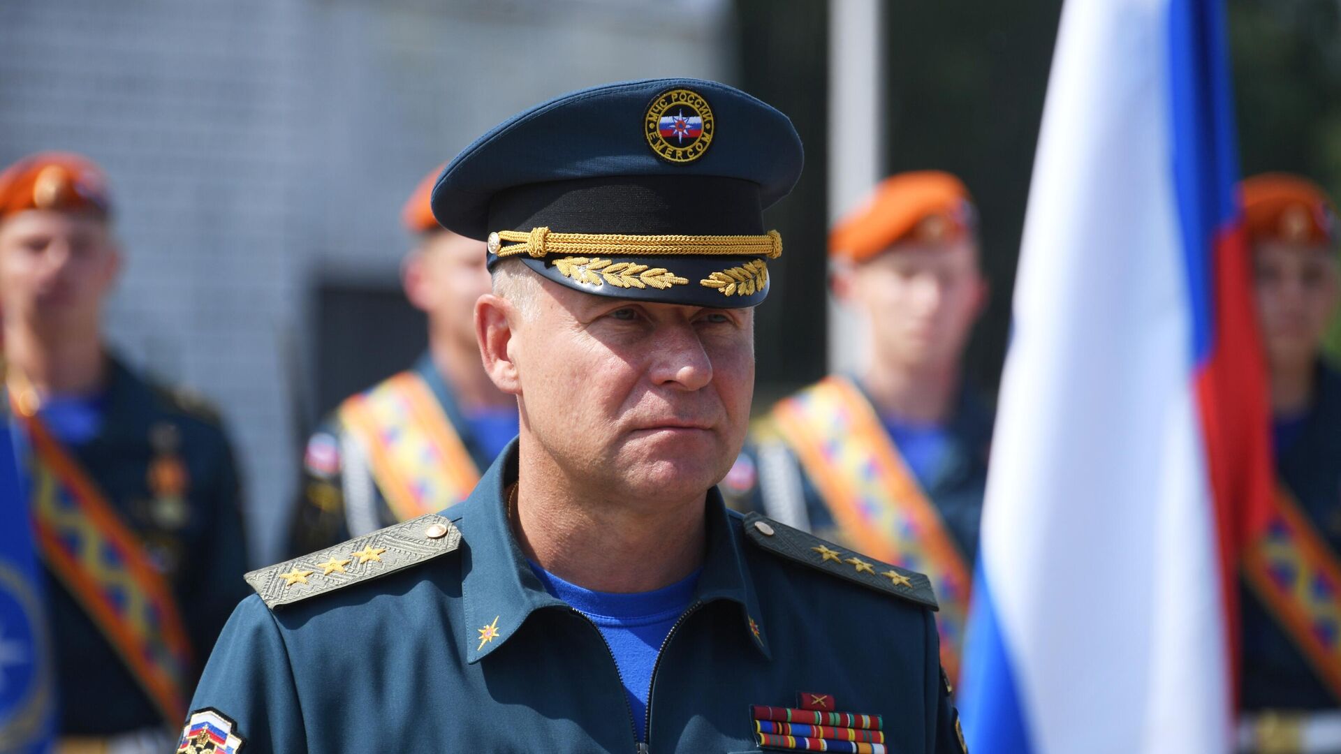 Министр по делам гражданской обороны, чрезвычайным ситуациям и ликвидации последствий стихийных бедствий Евгений Зиничев - РИА Новости, 1920, 10.09.2021