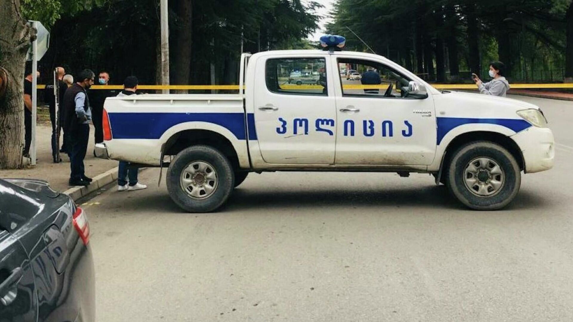 На месте захвата заложников в филиале Банка Грузии в городе Кварели - РИА Новости, 1920, 09.09.2021