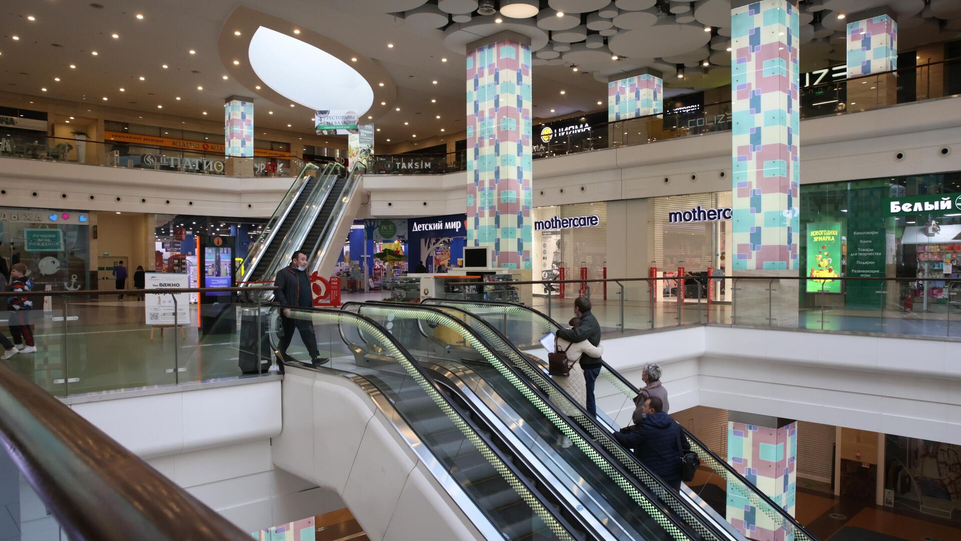 Торговый центр Колумбус в Москве - РИА Новости, 1920, 28.11.2021