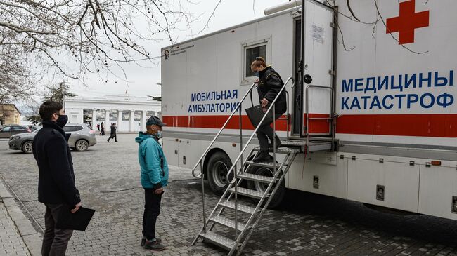 Мобильный пункт вакцинации в Севастополе