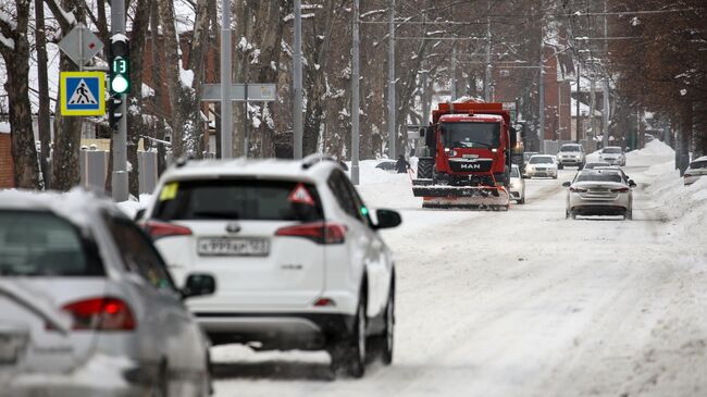 Автомобильное движение зимой