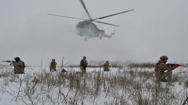 Украинские военные во время учений в Херсонской области