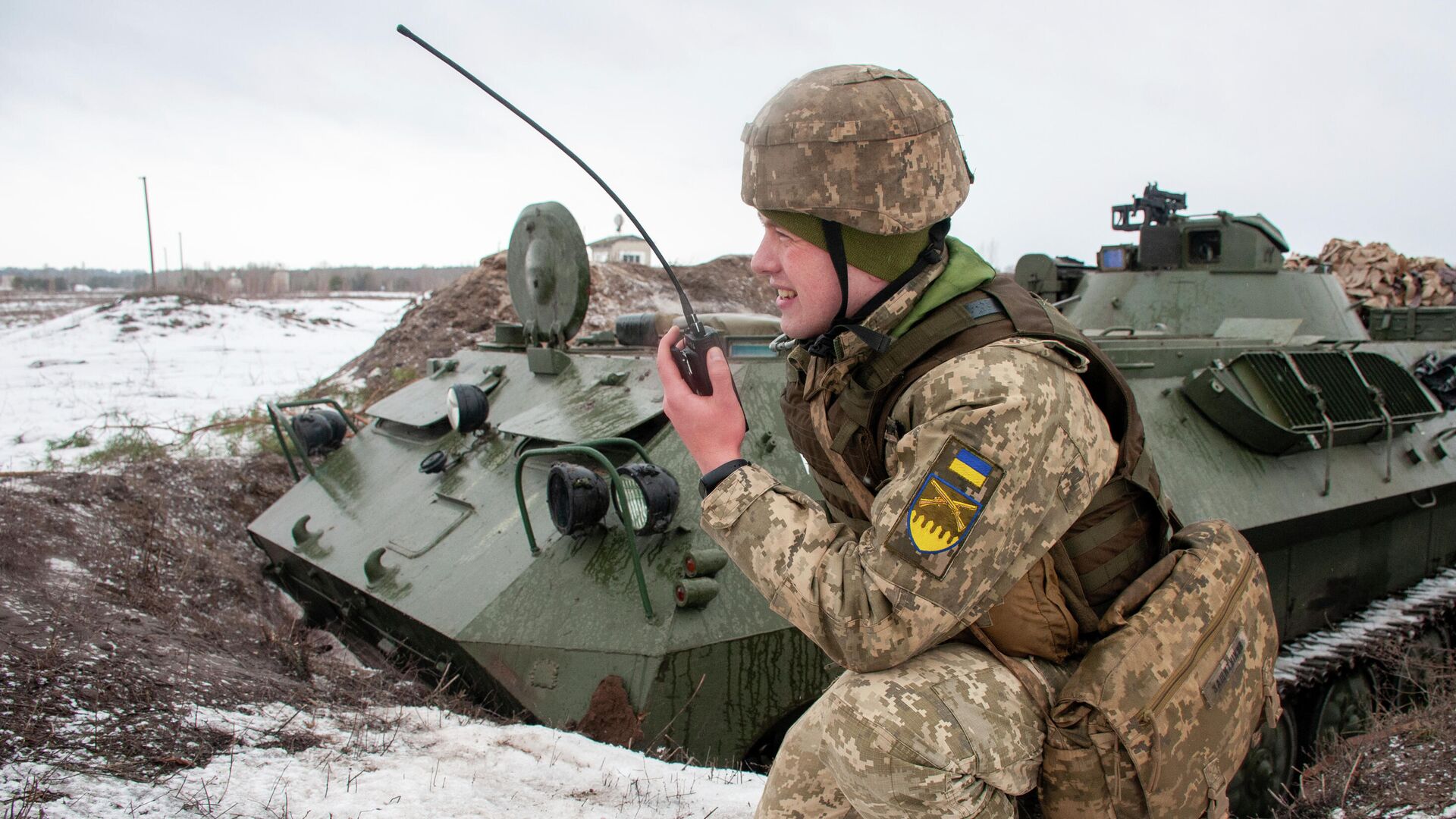 Украинские военные во время учений в Харьковской области - РИА Новости, 1920, 19.03.2022