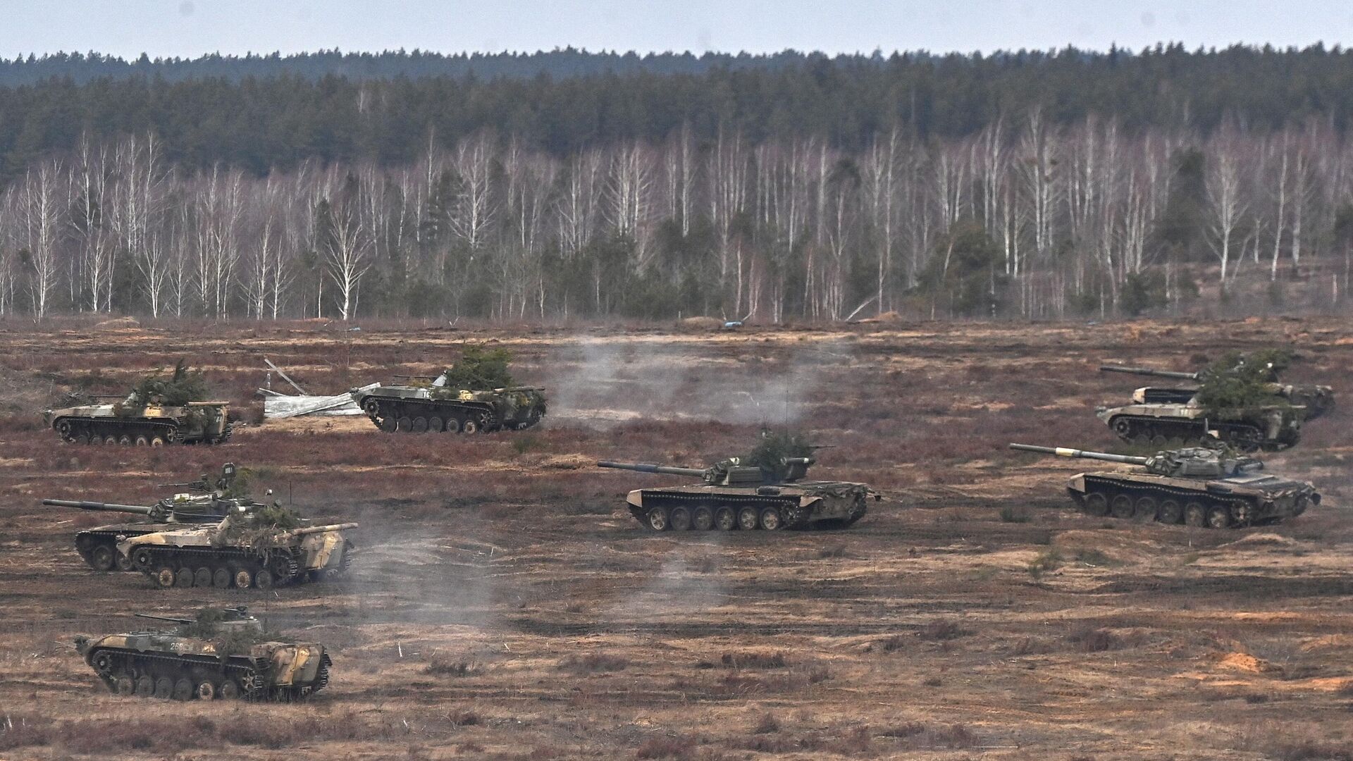 Военная техника во время совместных учений России и Белоруссии Союзная решимость-2022 на полигоне в Белоруссии - РИА Новости, 1920, 21.02.2022