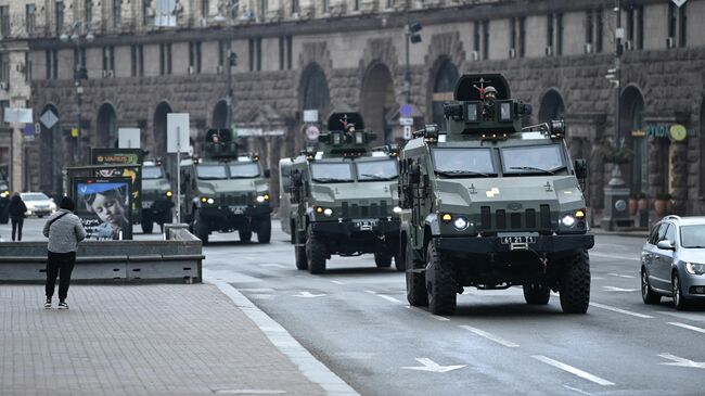 Украинская военная техника в центре Киева