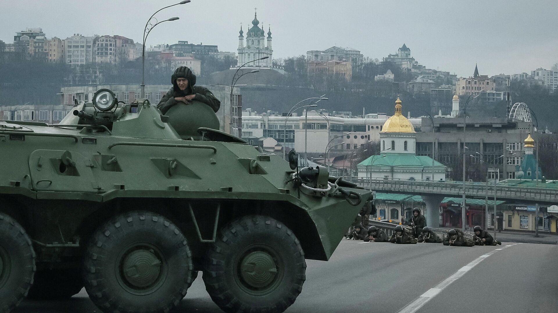 Военнослужащие Национальной гвардии Украины в центре Киева - РИА Новости, 1920, 08.03.2022