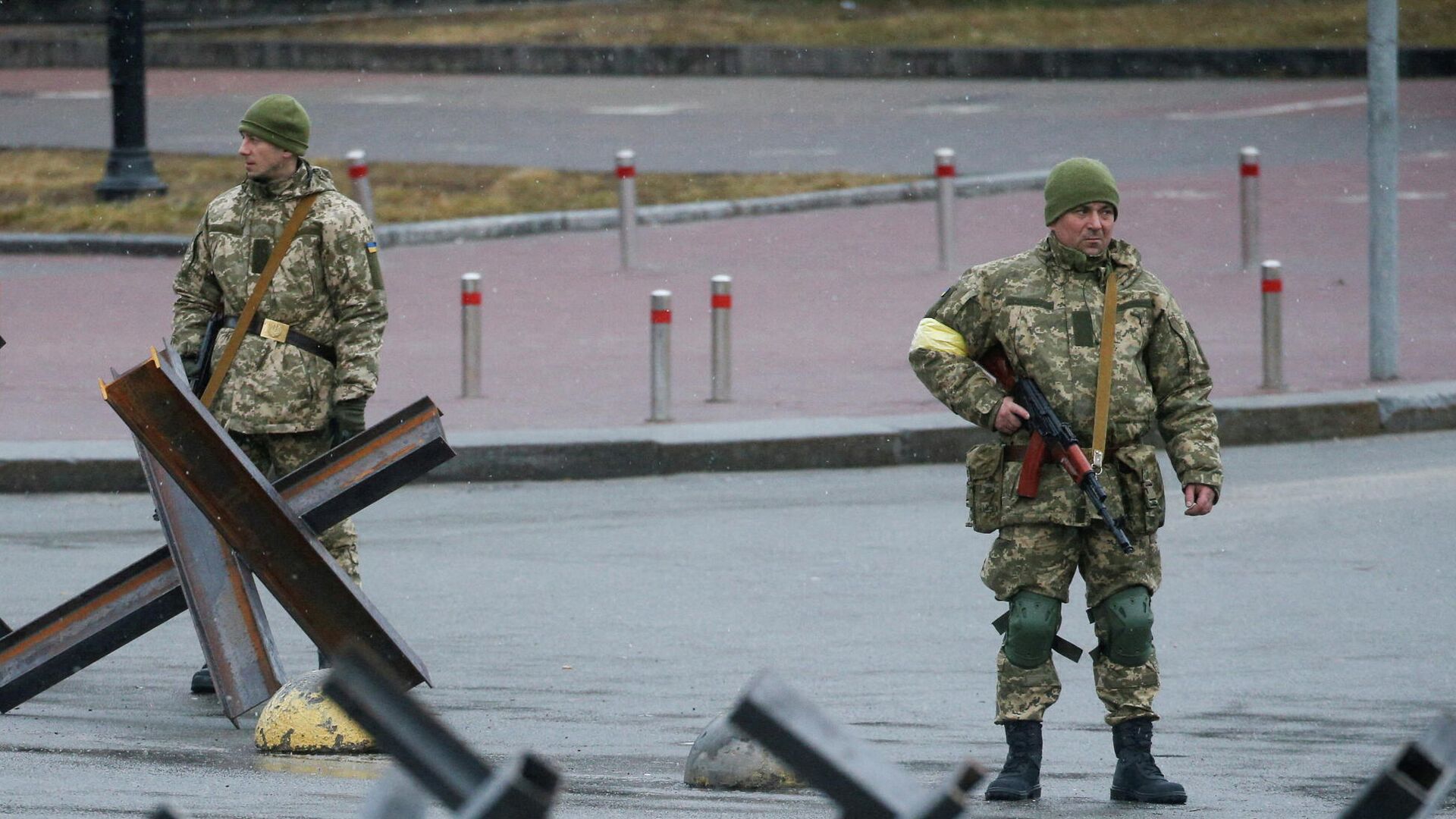 Украинские военнослужащие в Киеве - РИА Новости, 1920, 15.03.2022