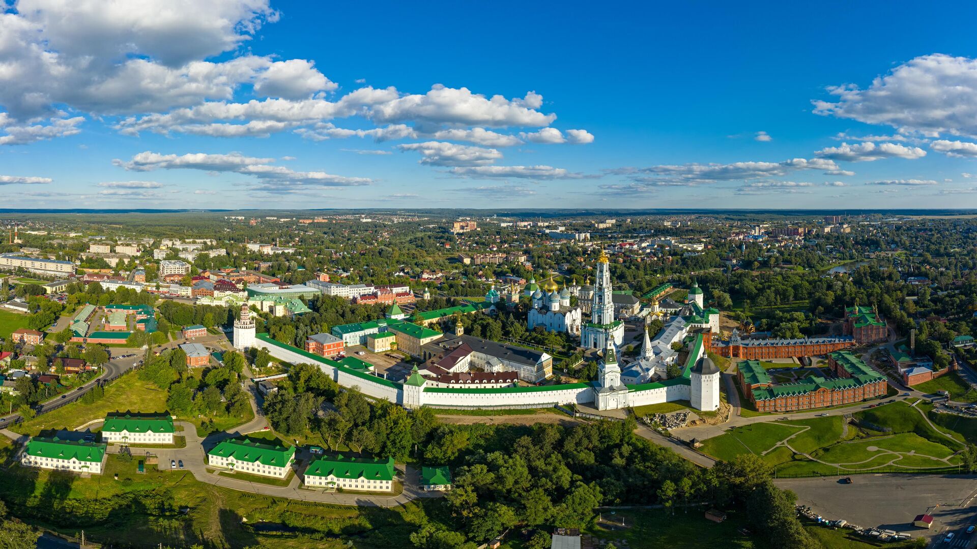 Троице-Сергиева лавра в Сергиевом Посаде - РИА Новости, 1920, 30.06.2022