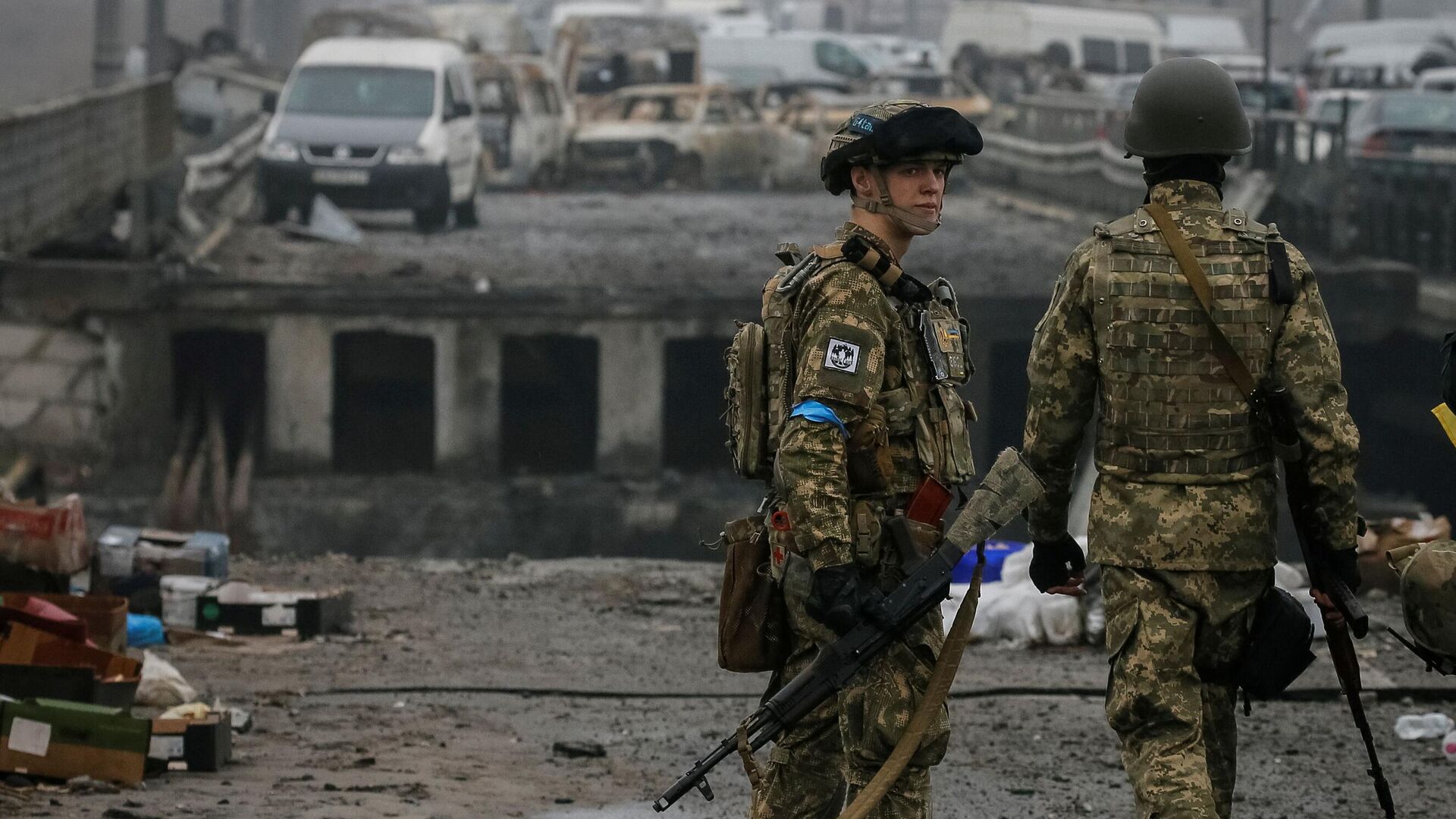 Военнослужащие Вооруженных сил Украины под Киевом - РИА Новости, 1920, 16.04.2022