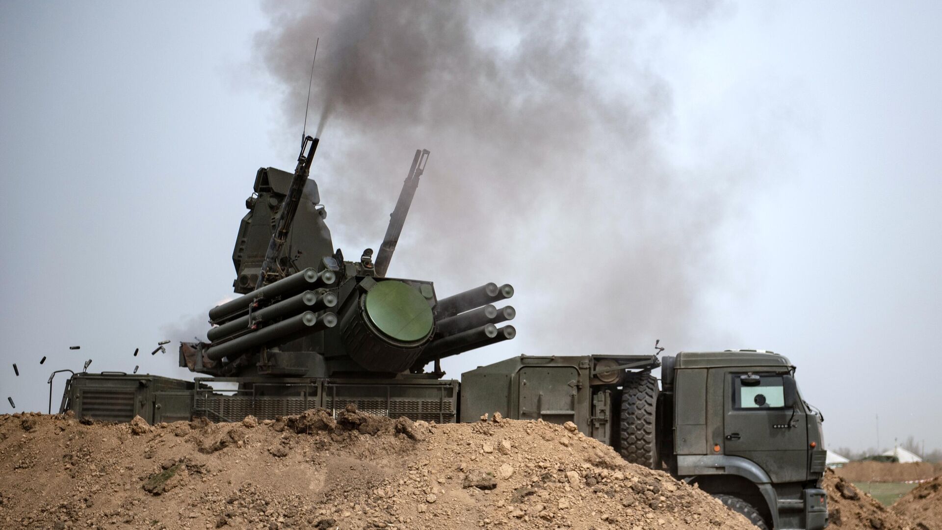 ЗРПК Панцирь-С1 на полевом аэродроме ВКС России в зоне проведения специальной военной операции на Украине - РИА Новости, 1920, 01.01.2023