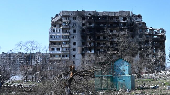 Голубятня во дворе дома в Левобережном районе Мариуполя