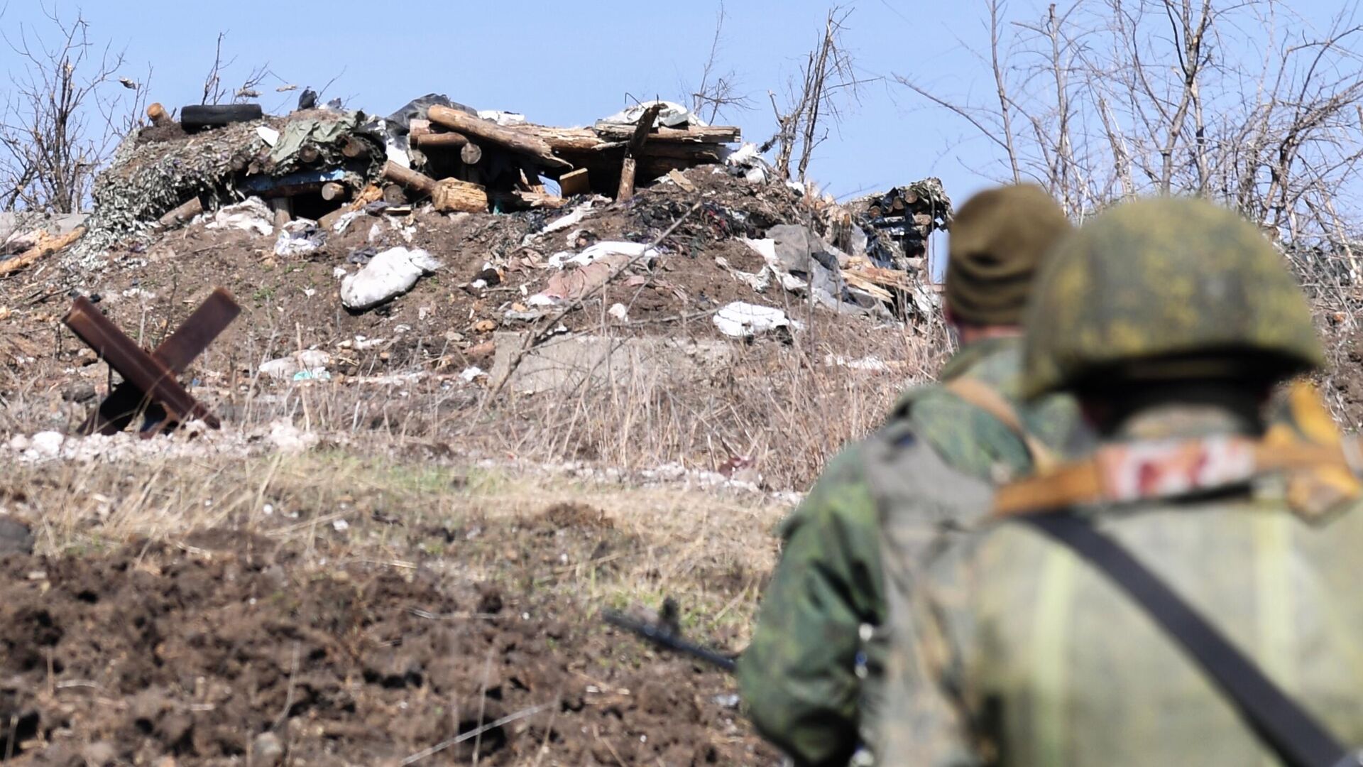 Военнослужащие мотострелковой бригады Народной милиции ЛНР у поселка Новотошковский - РИА Новости, 1920, 23.05.2022