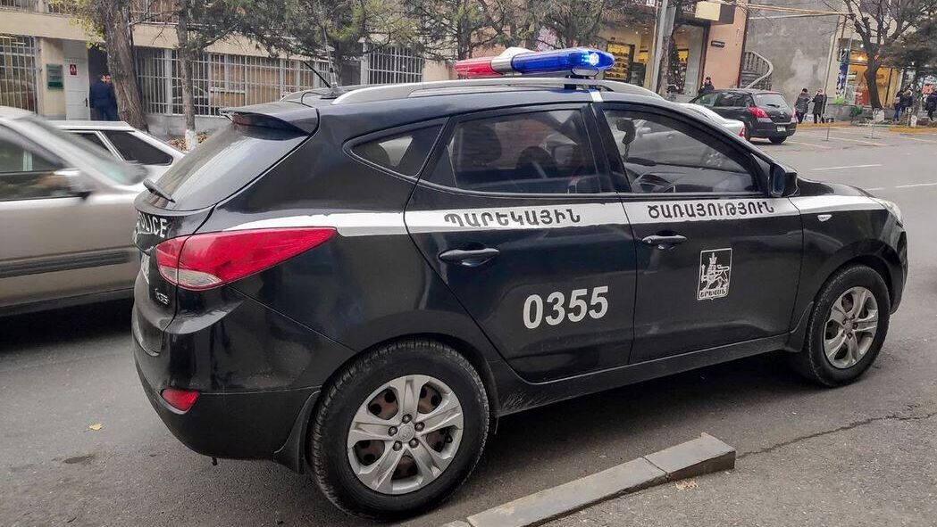 Автомобиль патрульной службы полиции в Ереване, Армения - РИА Новости, 1920, 02.05.2022